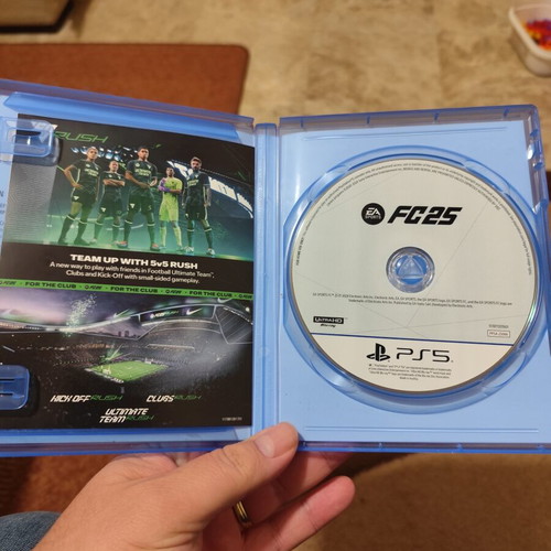 FC25 video game for PlayStation 5 like new, sports