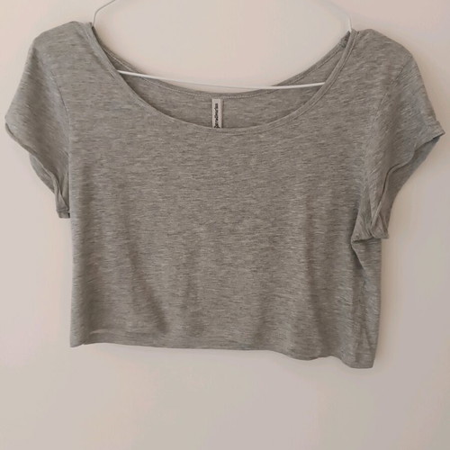 Stradivarius gray crop top size L like new