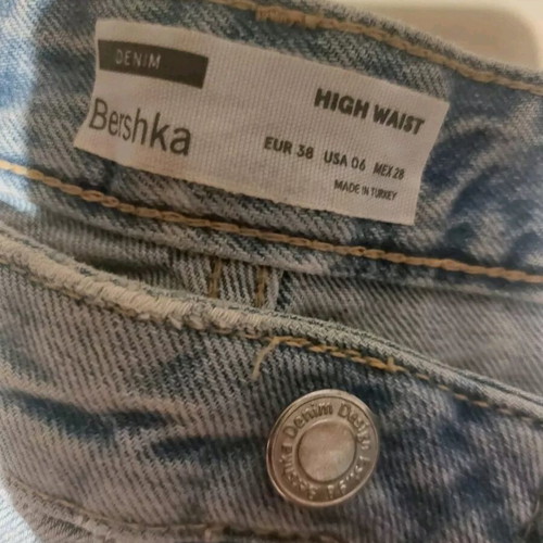 Women's shorts like new, size 38