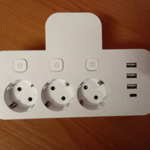 Multi plug with charging ports