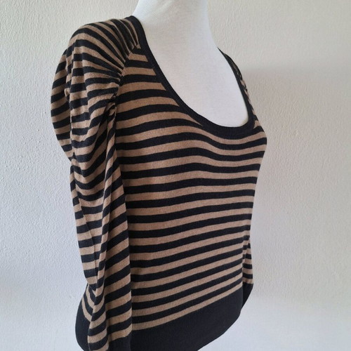 H&M sweater size M like new, black and beige