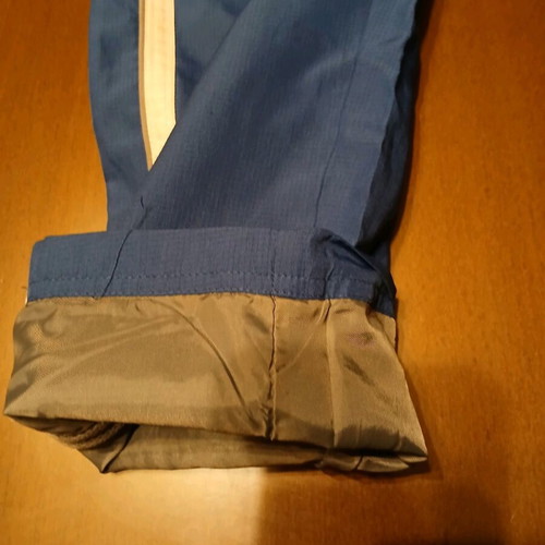 Arena kids' sports pants like new, size 6-7 years, blue