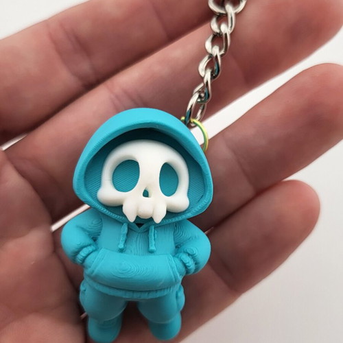 Skull hoodie keychain new, available in all colors