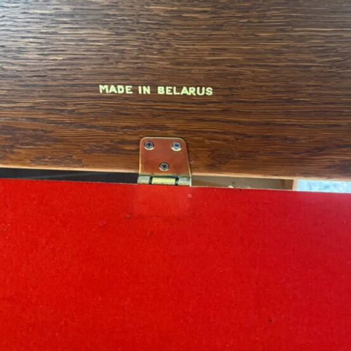 Upright piano, fully functional, needs tuning
