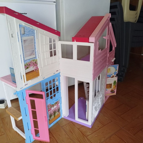 Barbie Malibu Dream House used