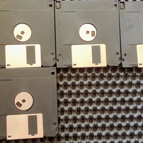 FuGIFILM & IBM 5-disc vintage floppy disks used with case