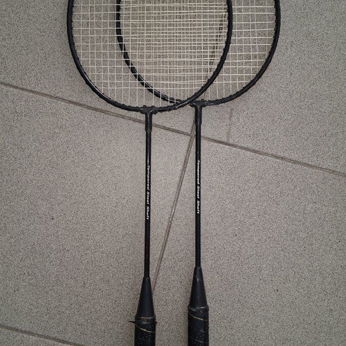 Badminton rackets used, set of 2