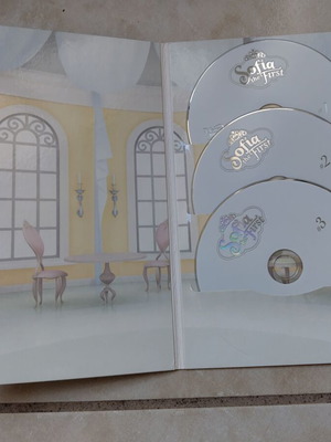 Sofia the First DVD like new, dubbed