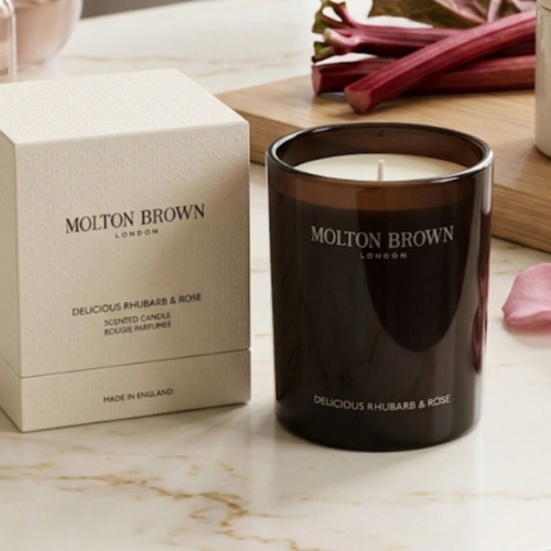 Molton Brown Delicious Rhubarb and Rose candle new 190gr