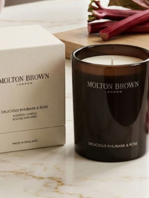 Κερί Molton Brown Delicious Rhubarb and Rose καινούργιο 190gr