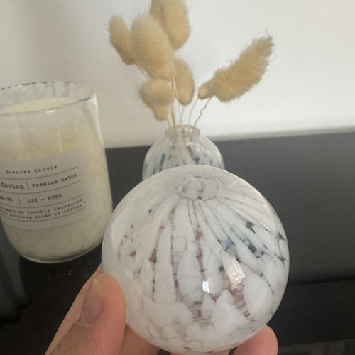 H&M decorative set – scented candle & glass jars