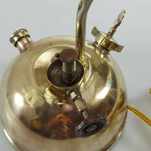 Retro table lamp with brass base from Lux