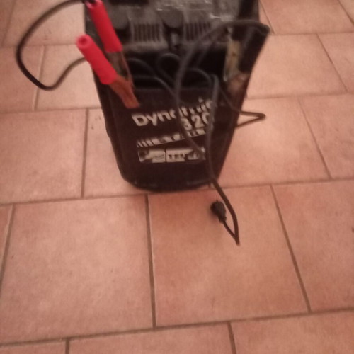 Car/truck starter charger used 12/24V 30A