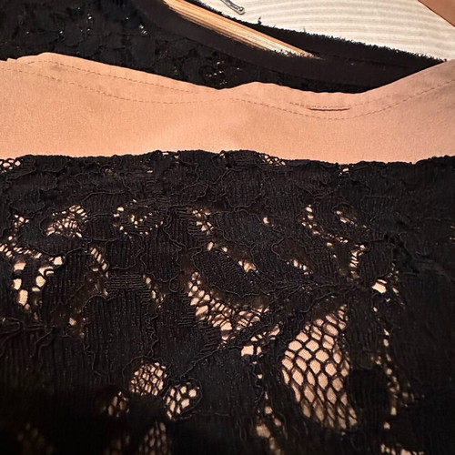 Guess dress XS black with beige lining like new