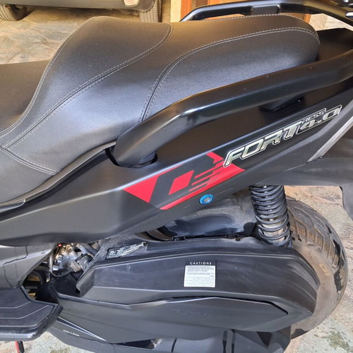 Qj Fort4.0 All Inclusive scooter like new with extras
