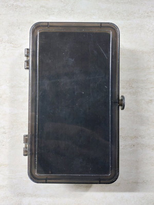 Κασετίνα τεχνητών ψαρέματος μεταχειρισμένη διπλής όψης