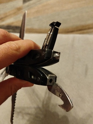 Multitool like new with excellent functions
