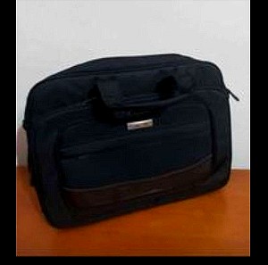 Επαγγελματική τσάντα μαύρη