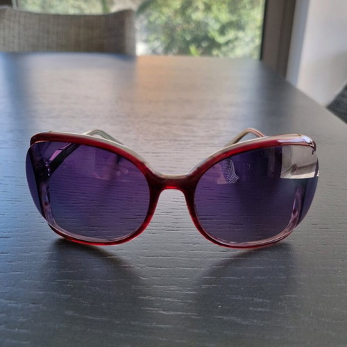 Envy sunglasses like new, burgundy and white