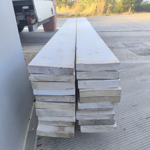 Wooden boards for outdoor use pack of 25 like new 365×24.5×4.5 cm