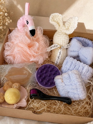 Pretty Moments Gift Box new girly self-care spa set