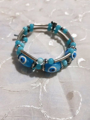 Bracelet with evil eye beads