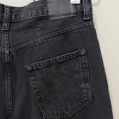 Pull & Bear Jean 3/4 like new, size L