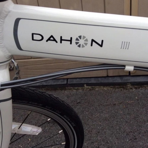 Dahon Vitesse P18 folding bike white like new, 18 speeds
