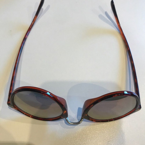 Meller tortoise sunglasses with light mirror like new, brown