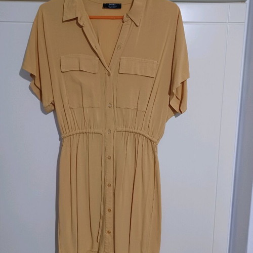 Short mustard dress new Bershka size L 40 12