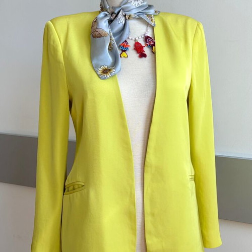 Pinko blazer like new, vibrant yellow, size M/L