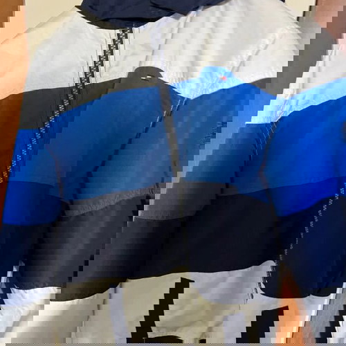 Яке Tommy Hilfiger за момче размер XL употребявано, синьо и бяло