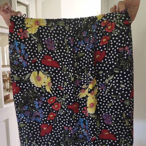 Skirt hand-sewn, like new, black with multicolor floral pattern, size M