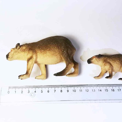 Plastic capibara figure toy used, pack of two