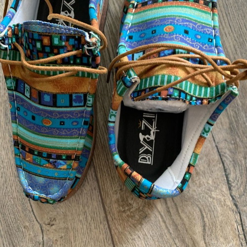 Walking shoes new, size 39, turquoise and blue