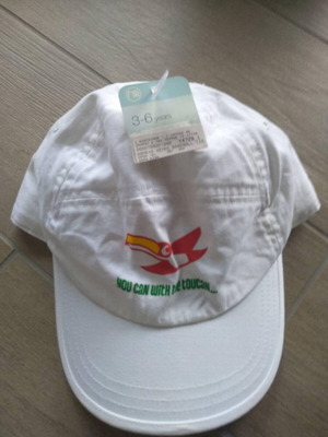 Mothercare children's hat new, 3-6 years, white