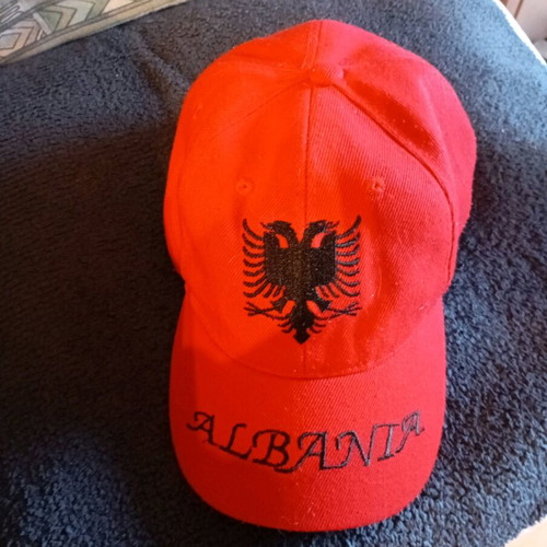 Hat like new size M