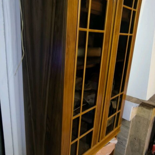 Furniture units like new, 2 pieces with extra gifts