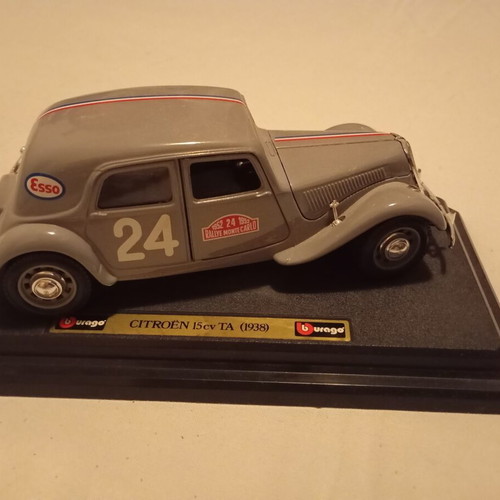 Citroen 15cv TA 1938 Monte Carlo Rally model 1:24 like new