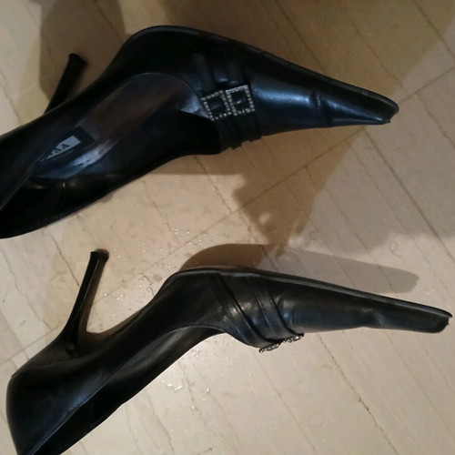 Italian leather pointed pumps used, black, size 38