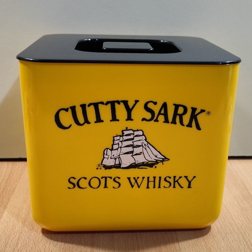 Cutty Sark Scots Whisky plastic promotional ice bucket like new