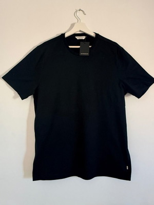 T-shirt με κλειστή στρογγυλή λαιμόκοψη 100% βαμβάκι μαύρο μέγεθος Large καινούργιο