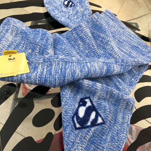 Superman blue scarf and beanie new with Superman logo