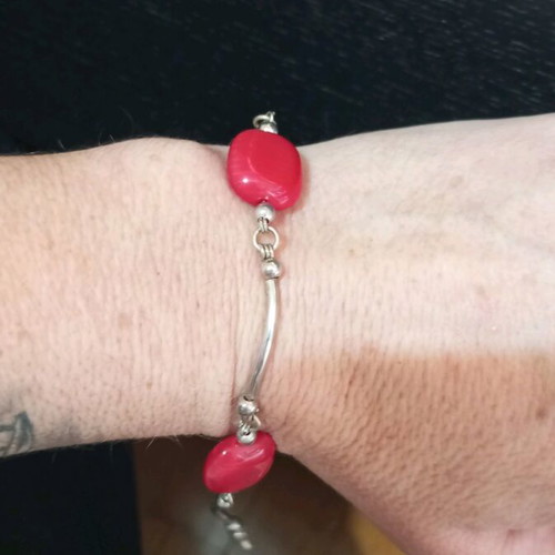 Silver bracelet new, red