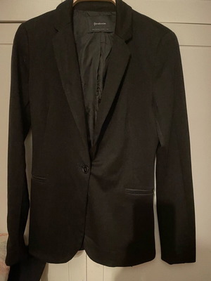 Black Stradivarius jacket like new, size XS