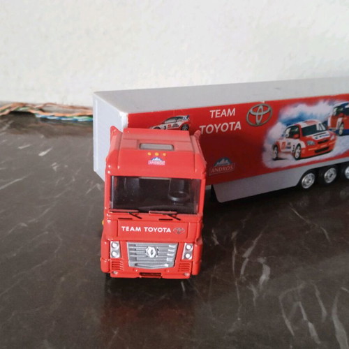 Renault truck wrc TOYOTA TEAM like new, 29cm