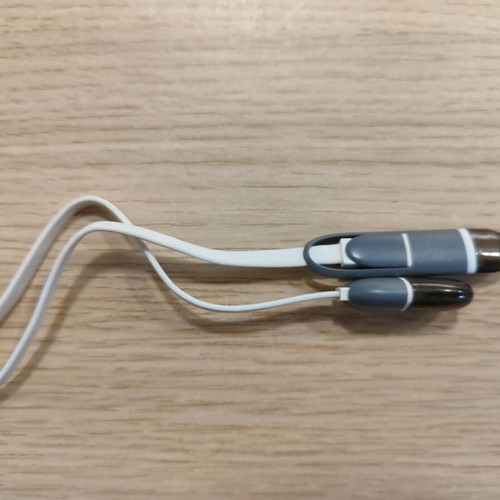 Usb 2 in 1 cable used