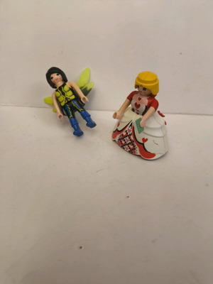 Playmobil figures for girls 2 pcs like new