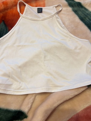 Crop top new, comfortable and cool, size L