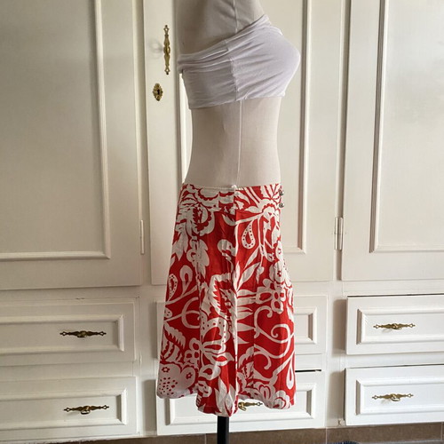 Jelo summer midi skirt floral pattern red and white size L